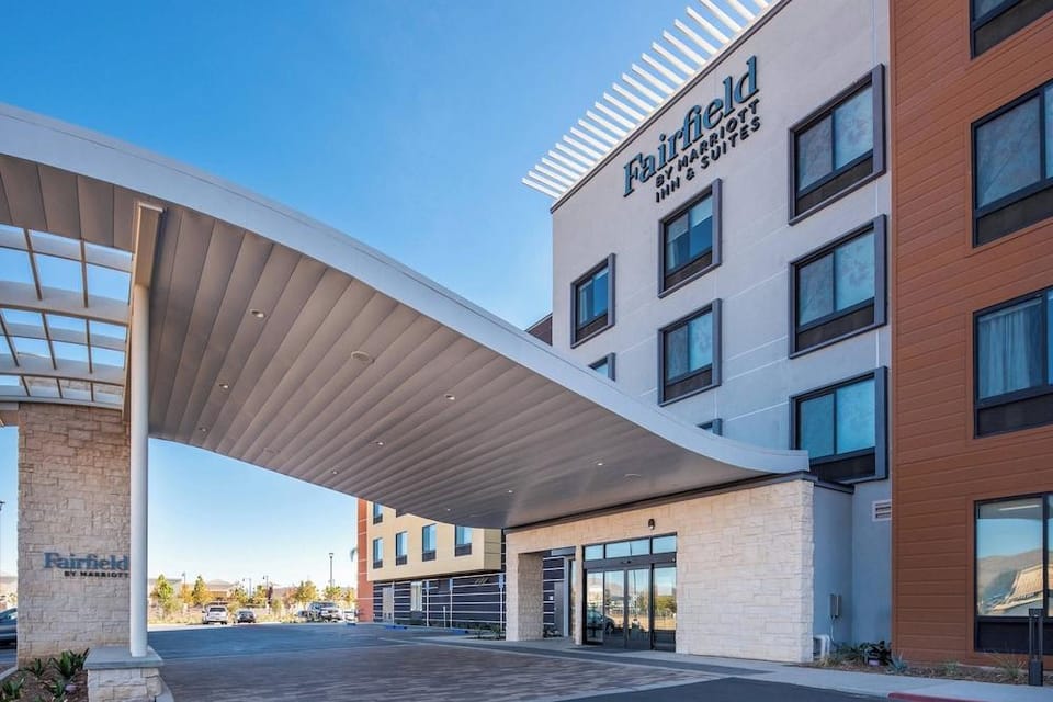 Fairfield Inn & Suites by Marriott Menifee Hotel in Menifee
