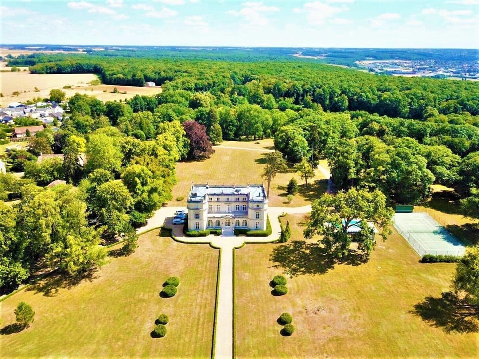 Le Château du Boulay Morin Hotel in Normandy