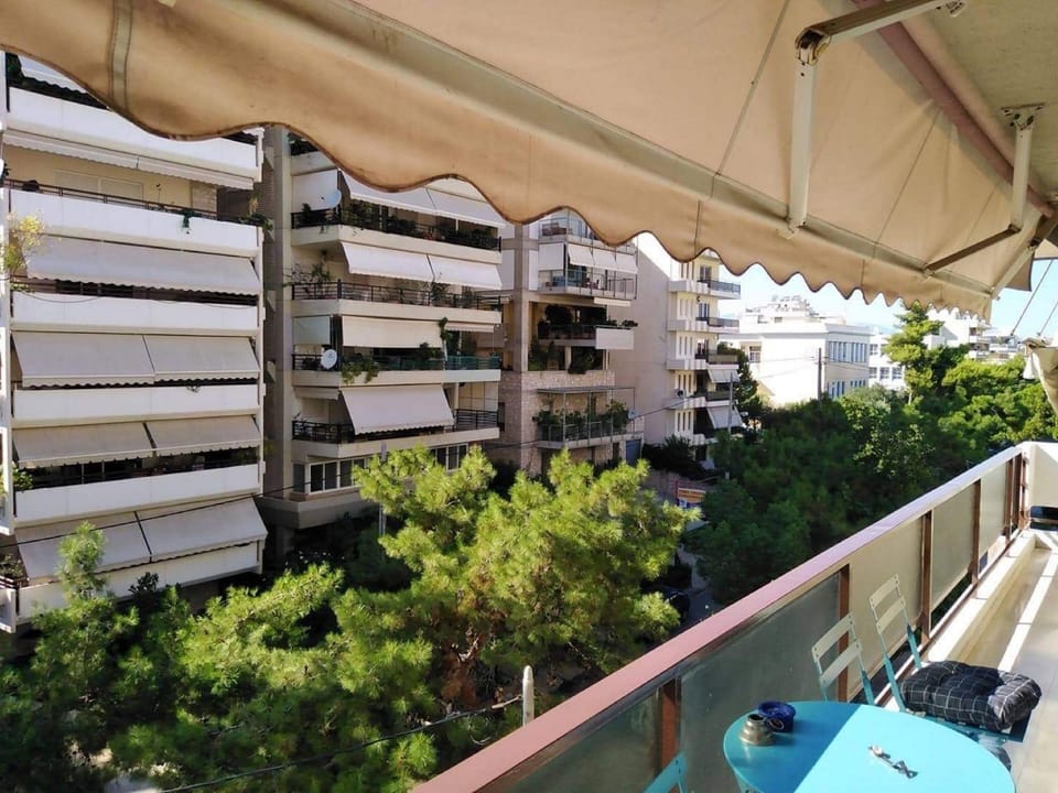 Peaceful Apartment by Flisvos Marina Hotel in South Athens