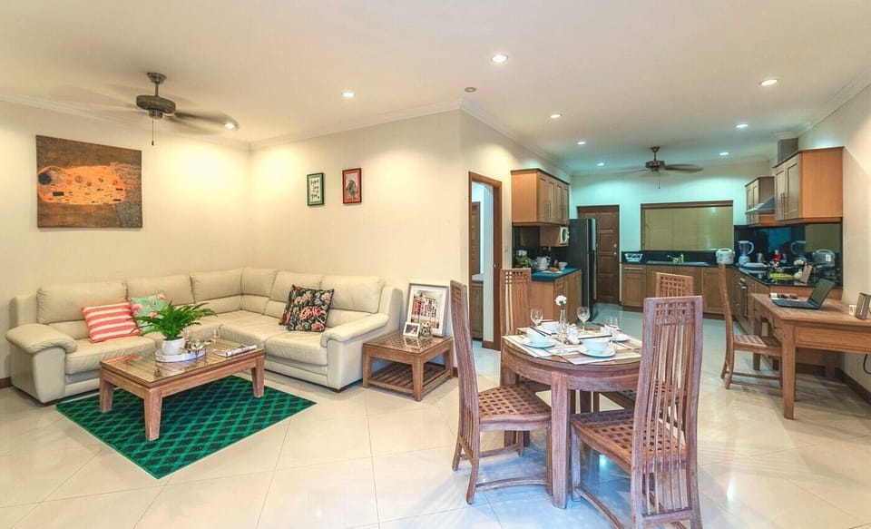 AnB poolvilla 2BR with private beach Hotel in Pattaya City