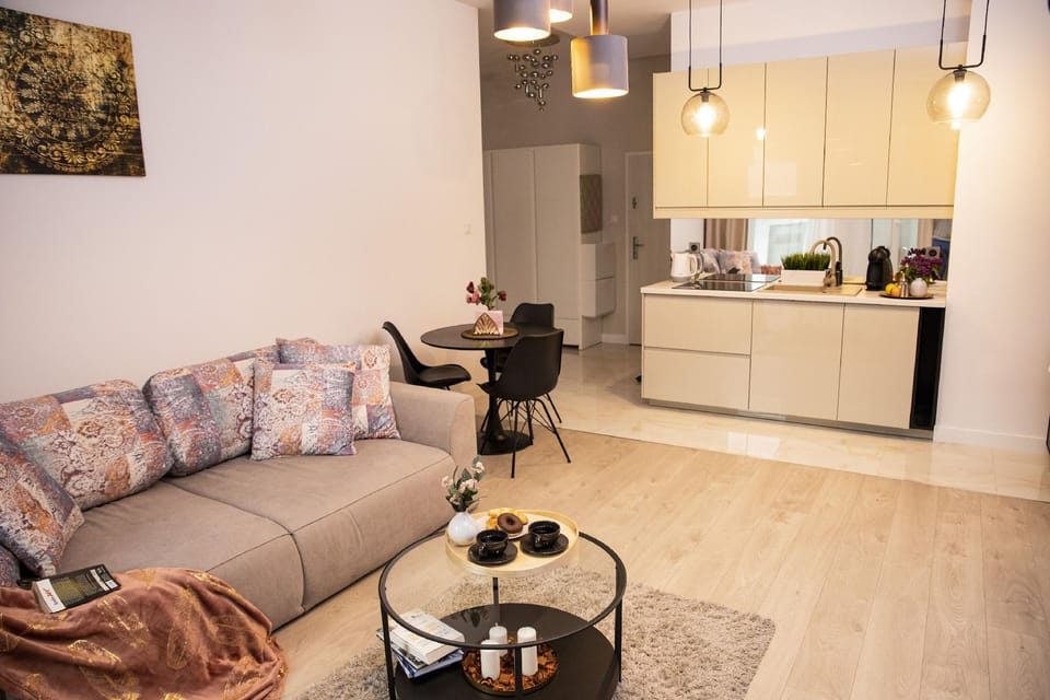 Easy Rent Nieruchomości - DESIRE Hotel in Poland
