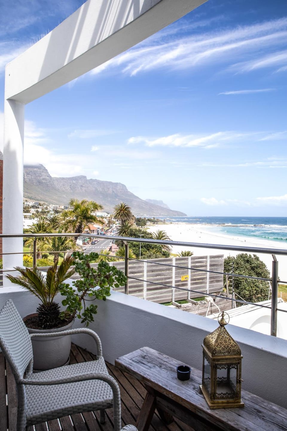 Sea Castle Hotel Camps Bay Hotel in Camps Bay