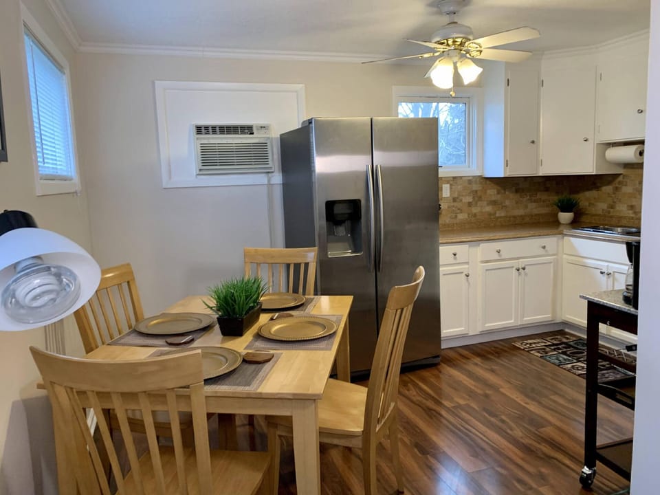The Gorge View Villa-with Yard & Parking Hotel in Niagara Falls