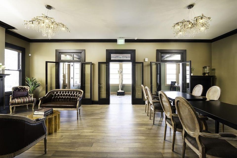 The Edward Hotel Hotel in Buffalo