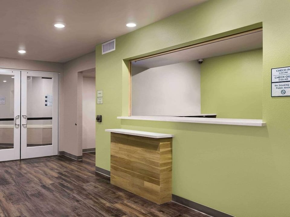 Woodspring Suites Cedar Park - Austin North Hotel in Leander