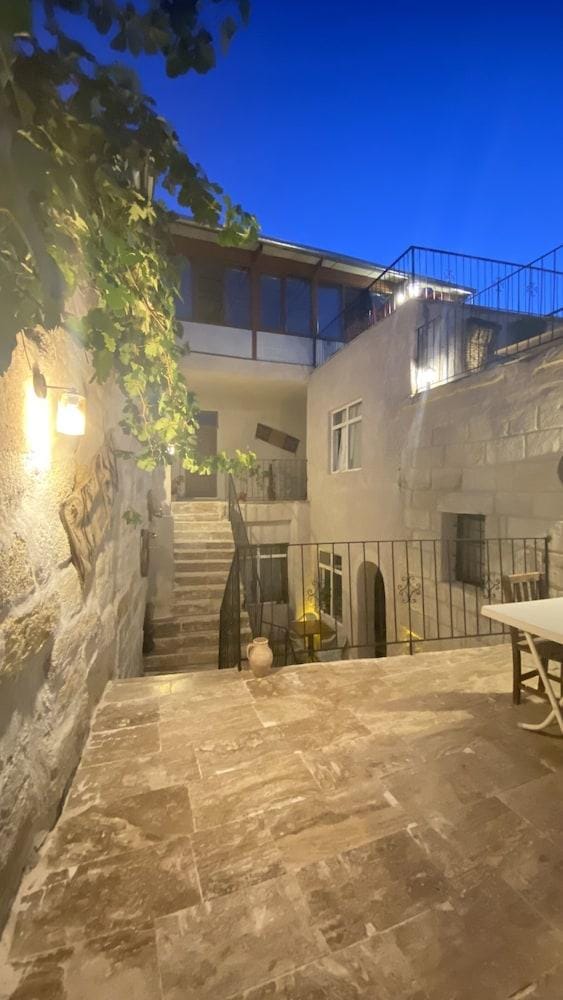 Cappadocia Urgup Stone House Hotel in Kayseri, Türkiye
