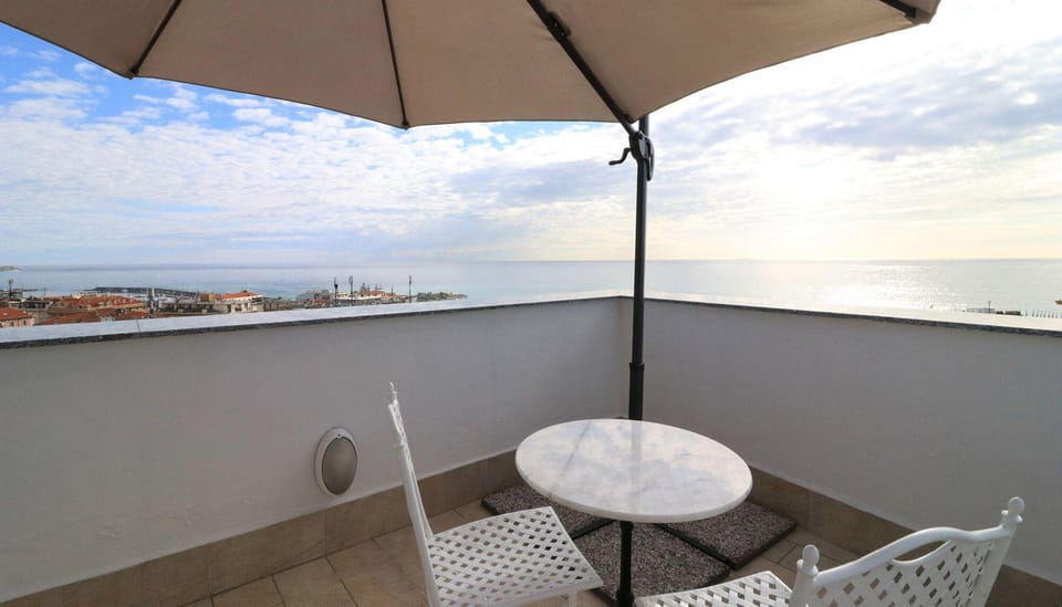 Sn-cost8a4 - Costiglioli 8 Hotel in Sanremo