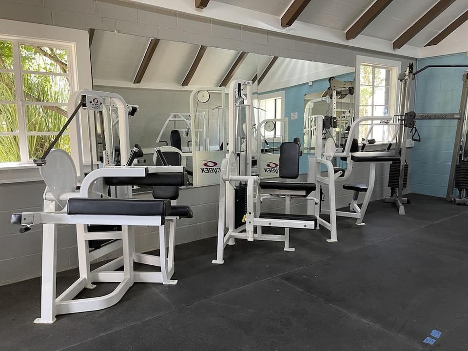 Surrey Resort and Gym Hotel in Guerneville