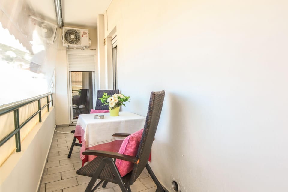 Grand Meteora Central Luxury Apartment Hotel in Kalabaka