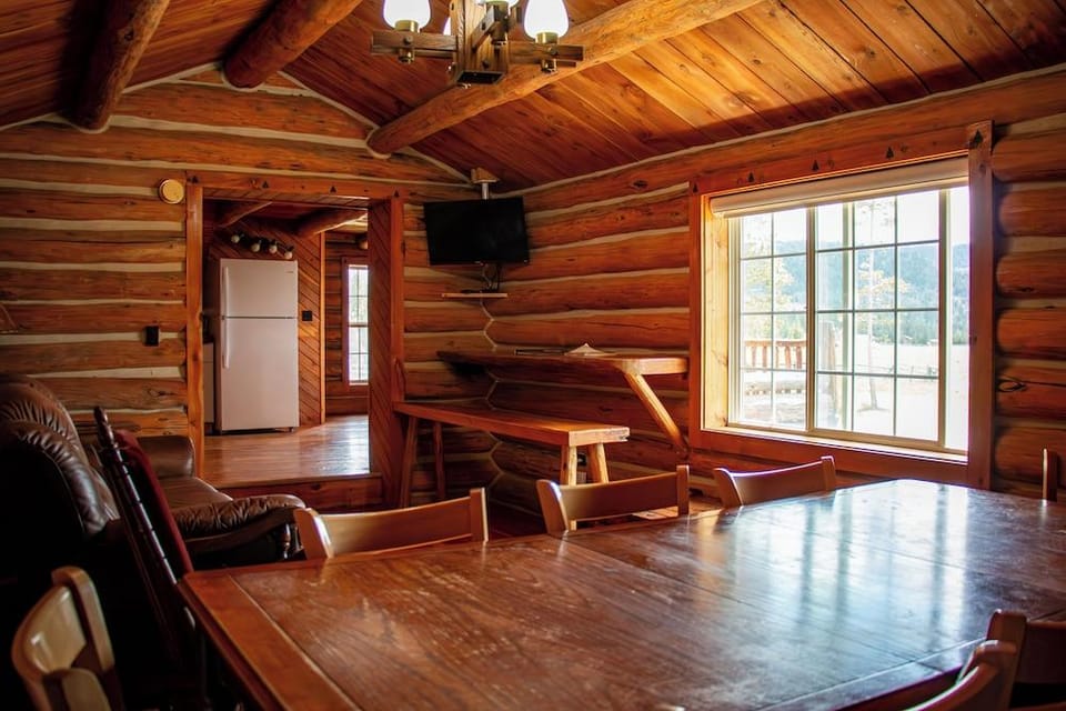 Crooked Creek Hotel in Wyoming