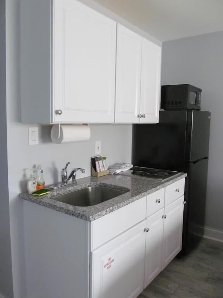 Rio Motel and Suites Hotel in Wildwood