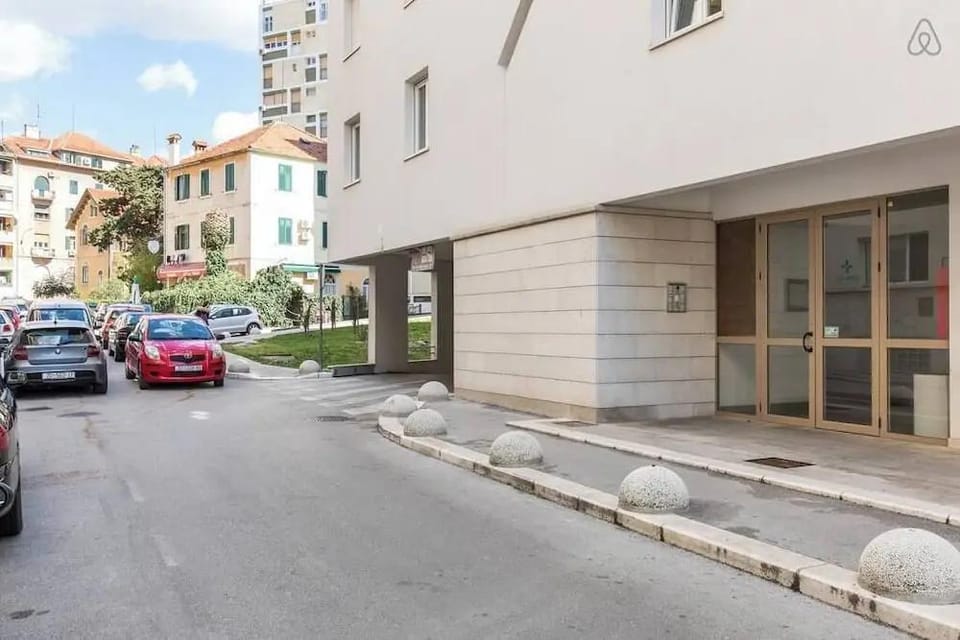 Romeo & Julia Hotel in Split
