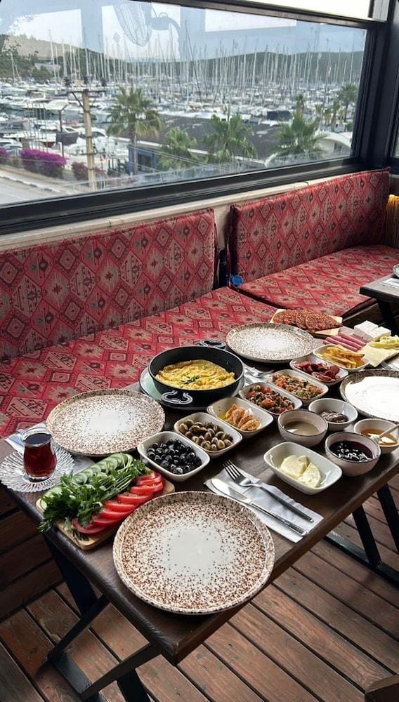 AURORA SI?ACIK HOTEL Hotel in İzmir Province