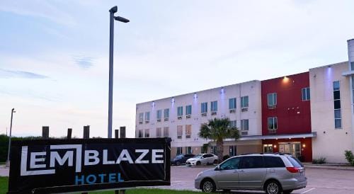 Emblaze Hotel Hotel in Texas