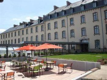 Vacancéole - Dinan Duguesclin Hotel in Brittany