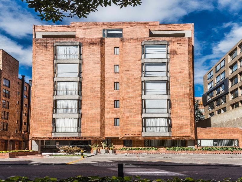 Travelers Suites Edificio Fontana Plaza Hotel in Bogota