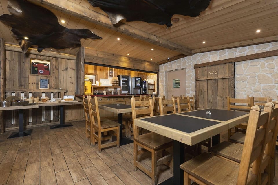 Hotel Restaurant Le Saint Antoine Hotel in Les Houches
