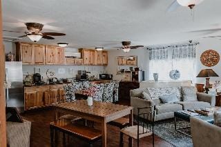 Square Inn Hotel in Wimberley