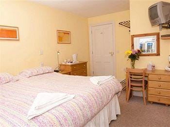 Holbrook B&B Hotel in North Dorset District