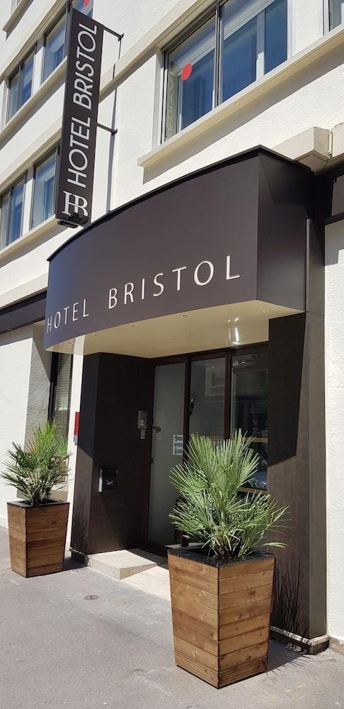 Hotel Bristol Hotel in Caen