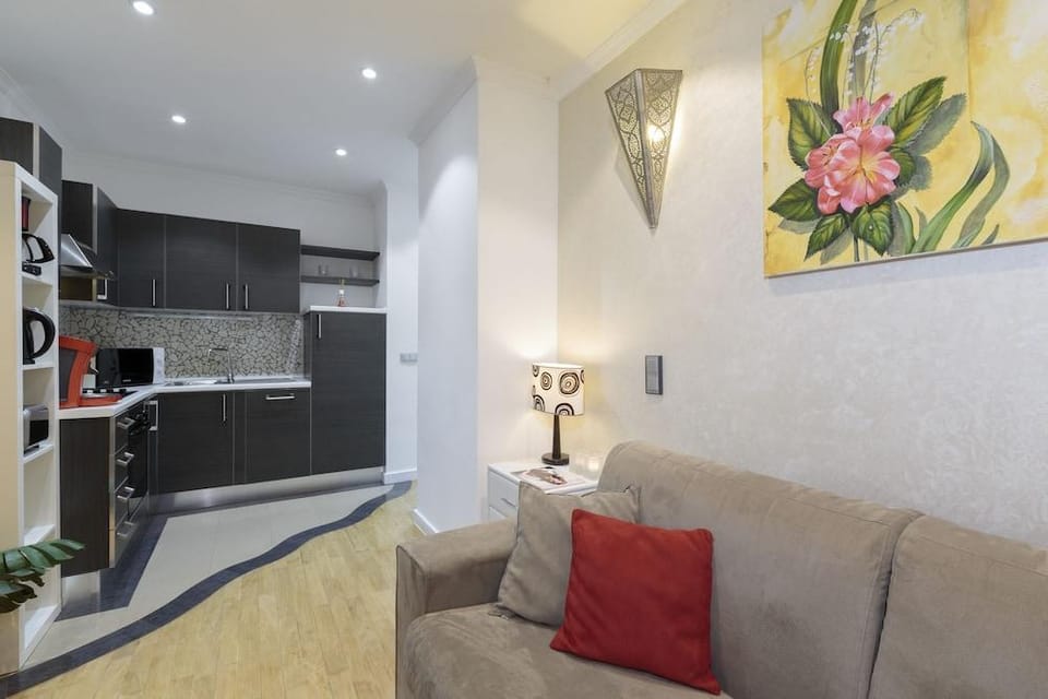 The Queen Luxury Apartments - Villa Cortina Hotel in Luxembourg
