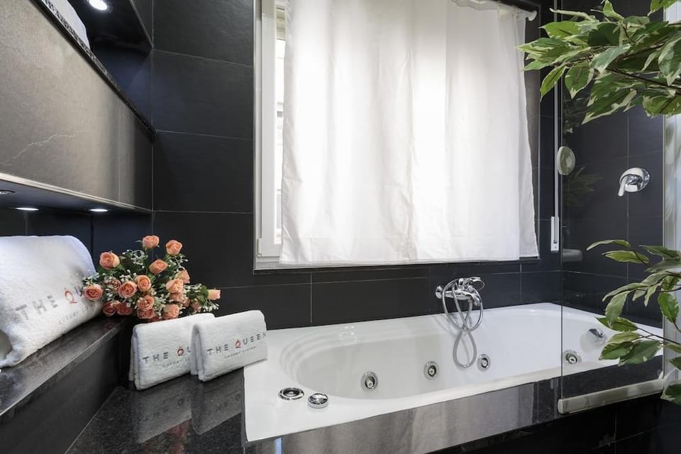 The Queen Luxury Apartments - Villa Cortina Hotel in Luxembourg