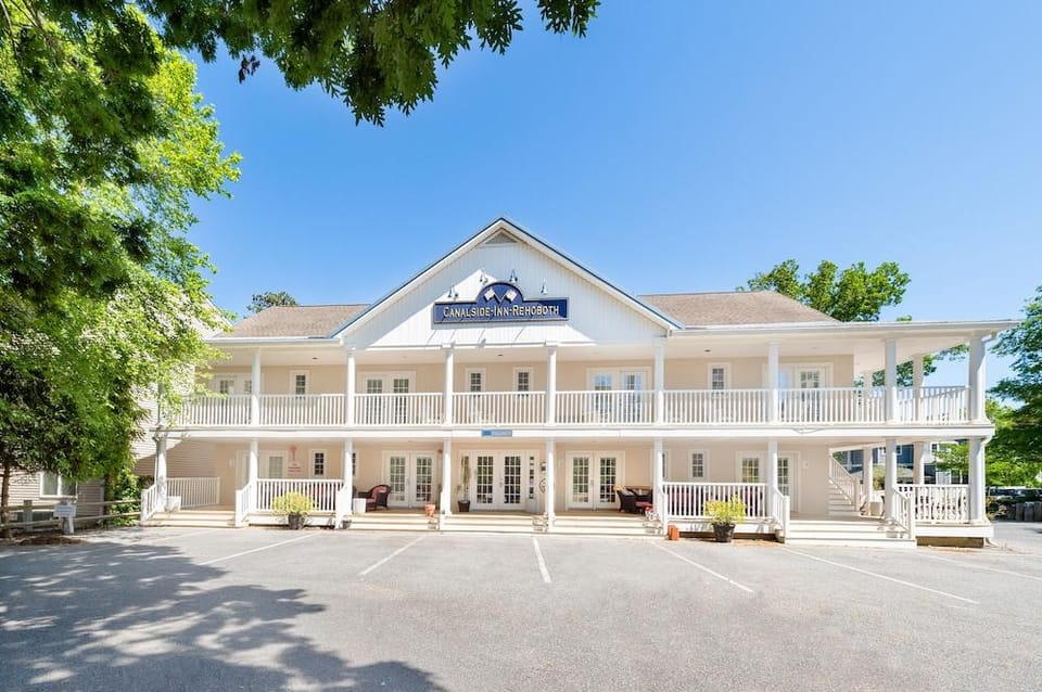Canalside Inn Hotel in Rehoboth Beach