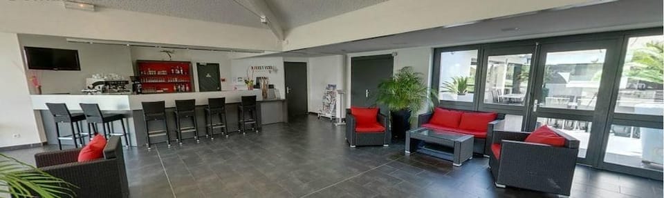 CIST Domaine d Ariane Hotel in Occitanie