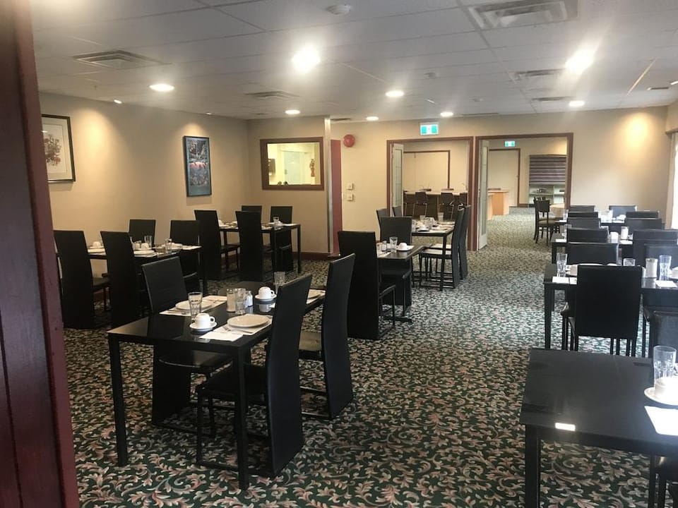 Airport Inn Hotel in Port Hardy
