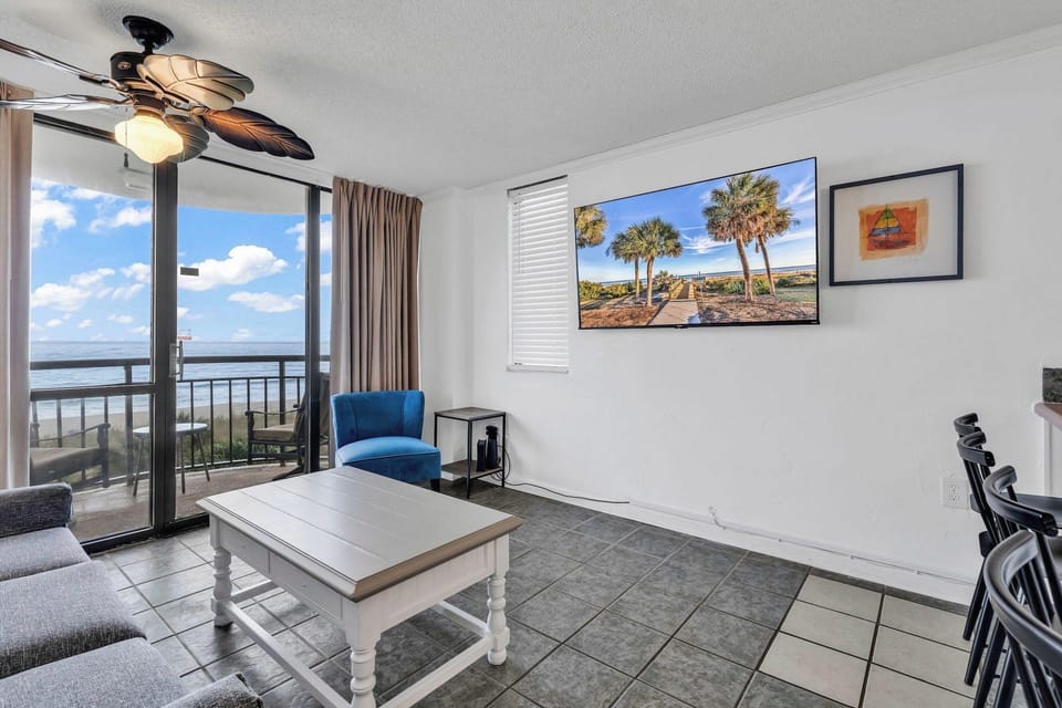 Hosteeva Oceanview Condos Hotel in Myrtle Beach