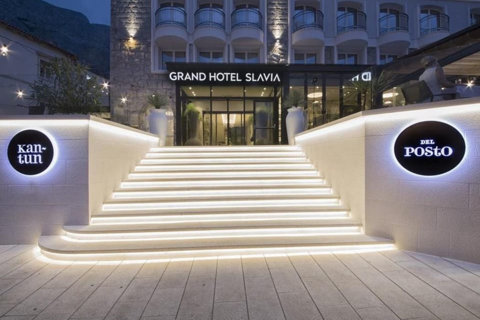Grand Hotel Slavia Hotel in Baška Voda