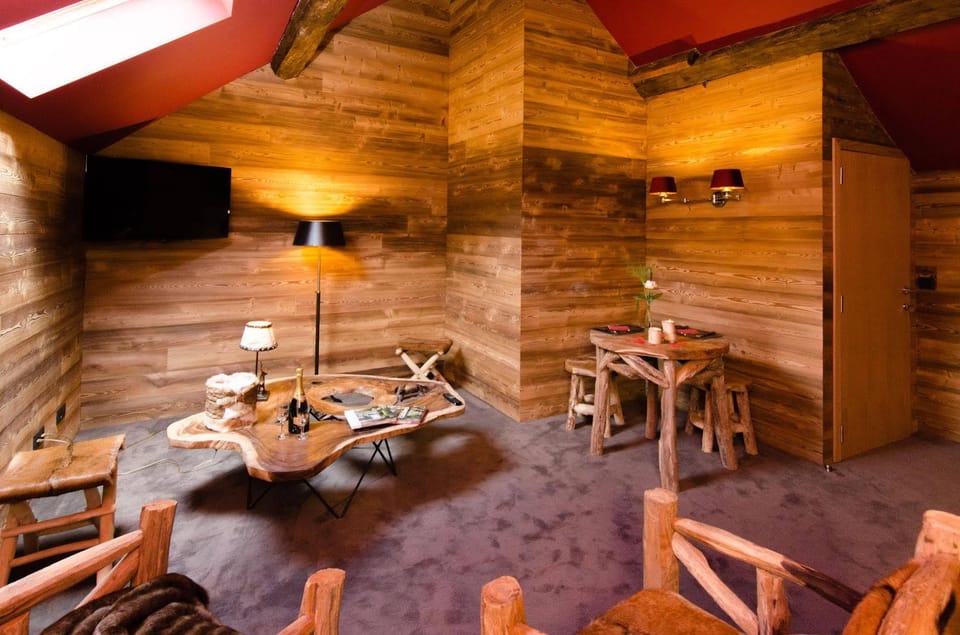 River Lodge Hotel in Wallonia, Belgium