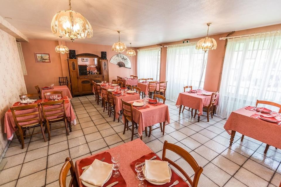 H?tel Restaurant de l Abbaye Hotel in Auvergne-Rhône-Alpes