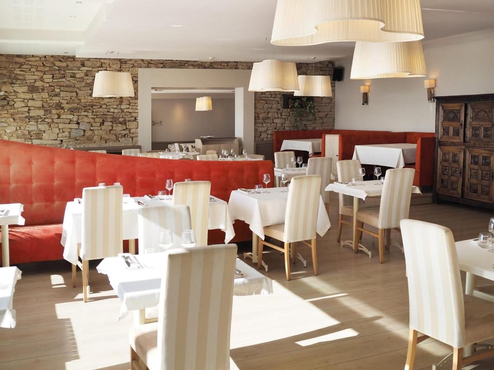 Le Castel Ac h Hotel in Plouguerneau