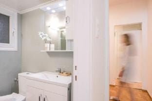 Modern Design Apartment Near Acropolis 2 Hotel in Athens