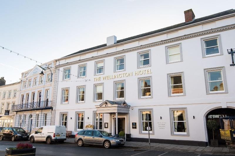Wellington Hotel in Brecon