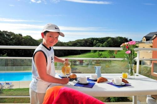 Goelia Residence du Golf de l'Ocean Hotel in Finistere