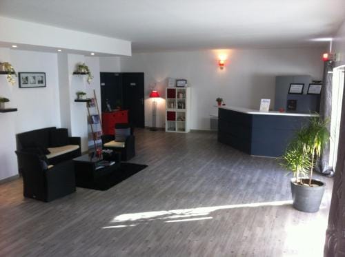 Goelia Residence du Golf de l'Ocean Hotel in Finistere