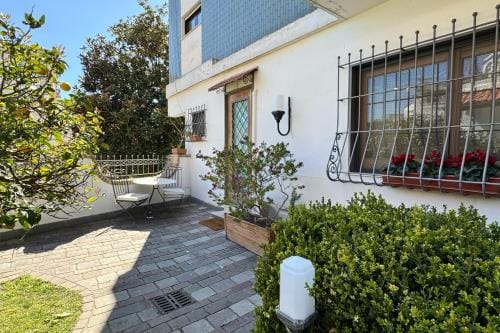 Guestsuite Maison 80123 Hotel in Naples