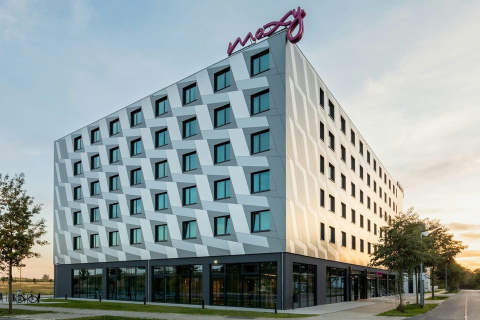 Moxy Berlin Airport Hotel in Brandenburg