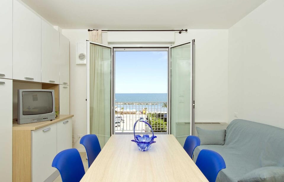 Residence I Delfini Hotel in Cupra Marittima
