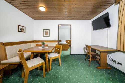 Cesa Panaval Apartments Hotel in Sëlva