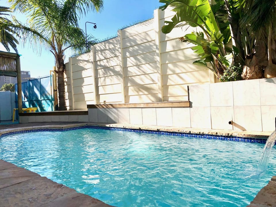 Big Blue Backpackers Hostel in Cape Town
