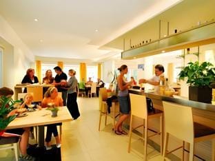 Coffee shop