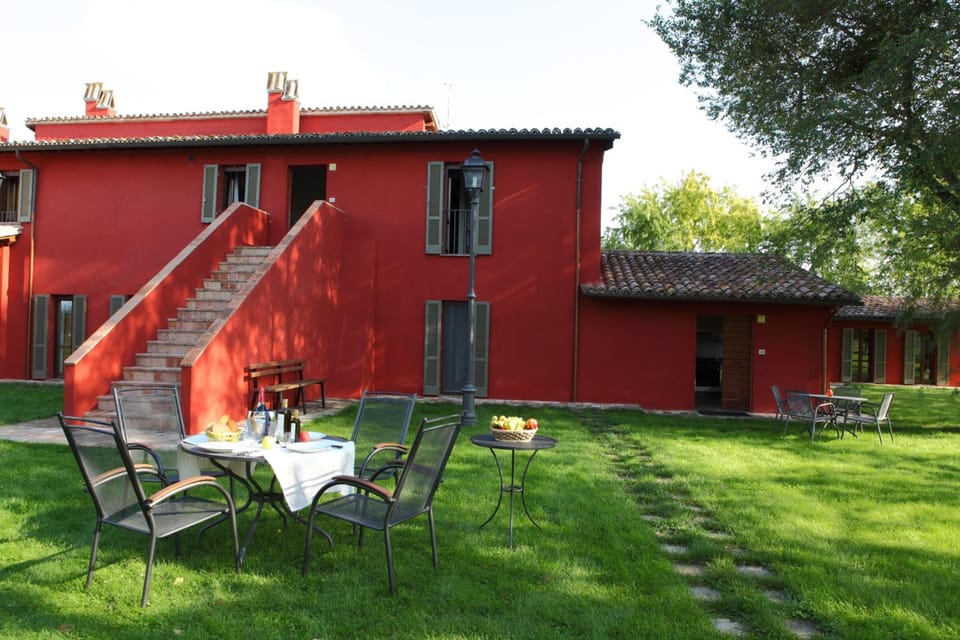 Residenza Torre Acquatino Hotel in Umbria