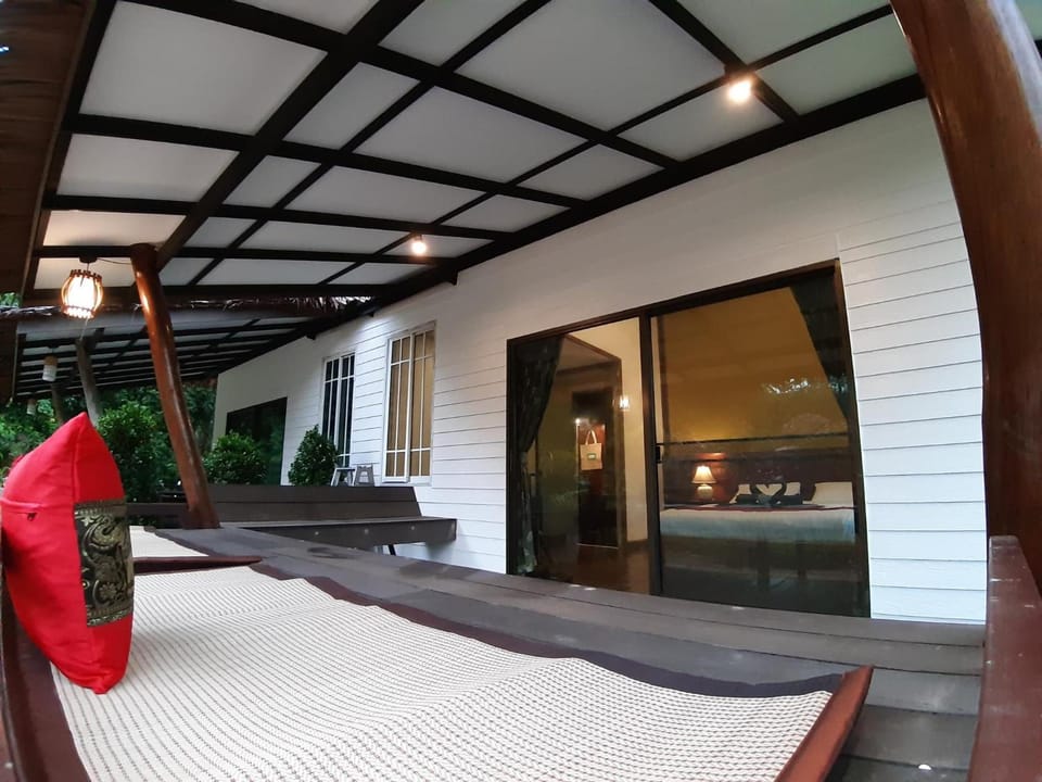 littlerock kohjum resort Resort in Krabi Changwat