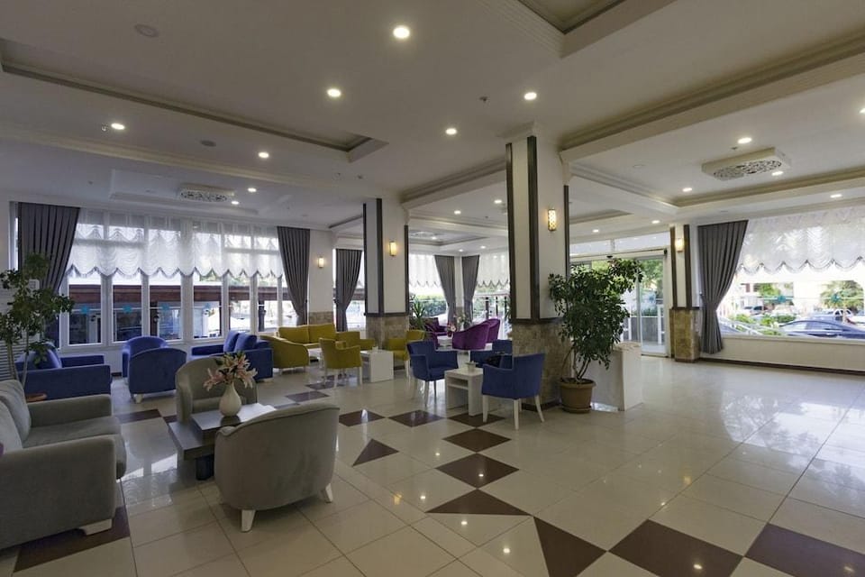 Grand Paradise Hotel Hotel in Antalya Province