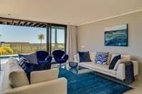 Hely Horizon Hotel in Camps Bay