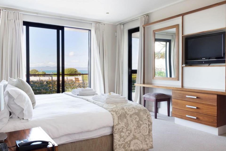 74 On Marine Hotel in Hermanus