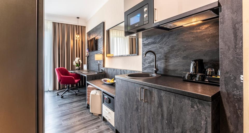 PLAZA Premium Grand Winston Hotel in The Hague
